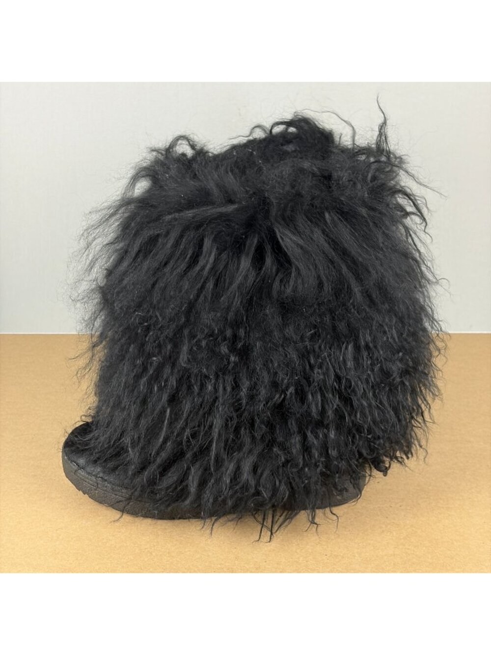 Bearpaw Boetis II Cow Hair Boots Womens 7 Black Pull On Curly Lamb Wool Blend